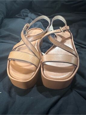 Sanctuary Tan Platform Strappy Sandals